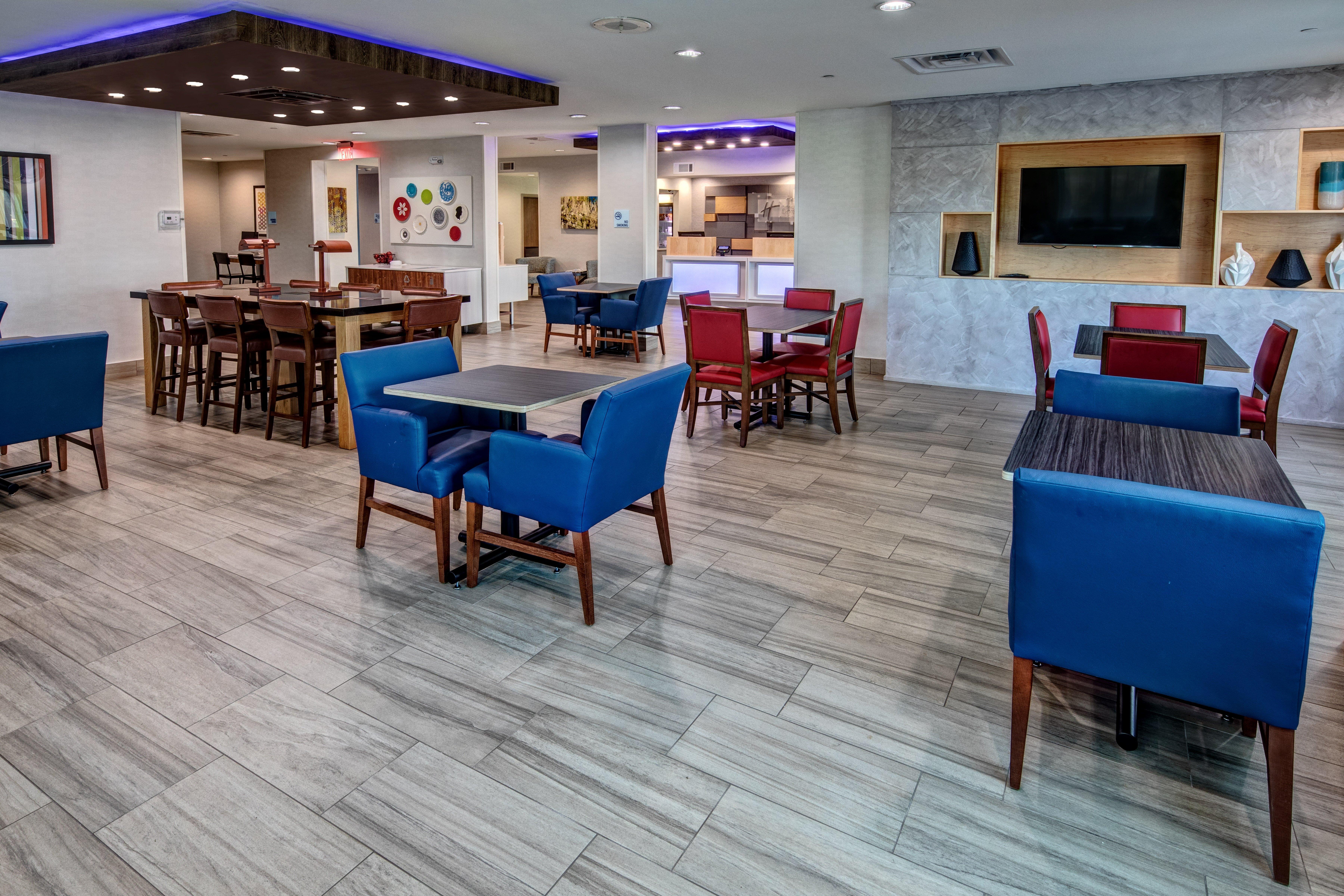 Holiday Inn Express Hotel & Suites Memphis Southwind By Ihg Eksteriør billede