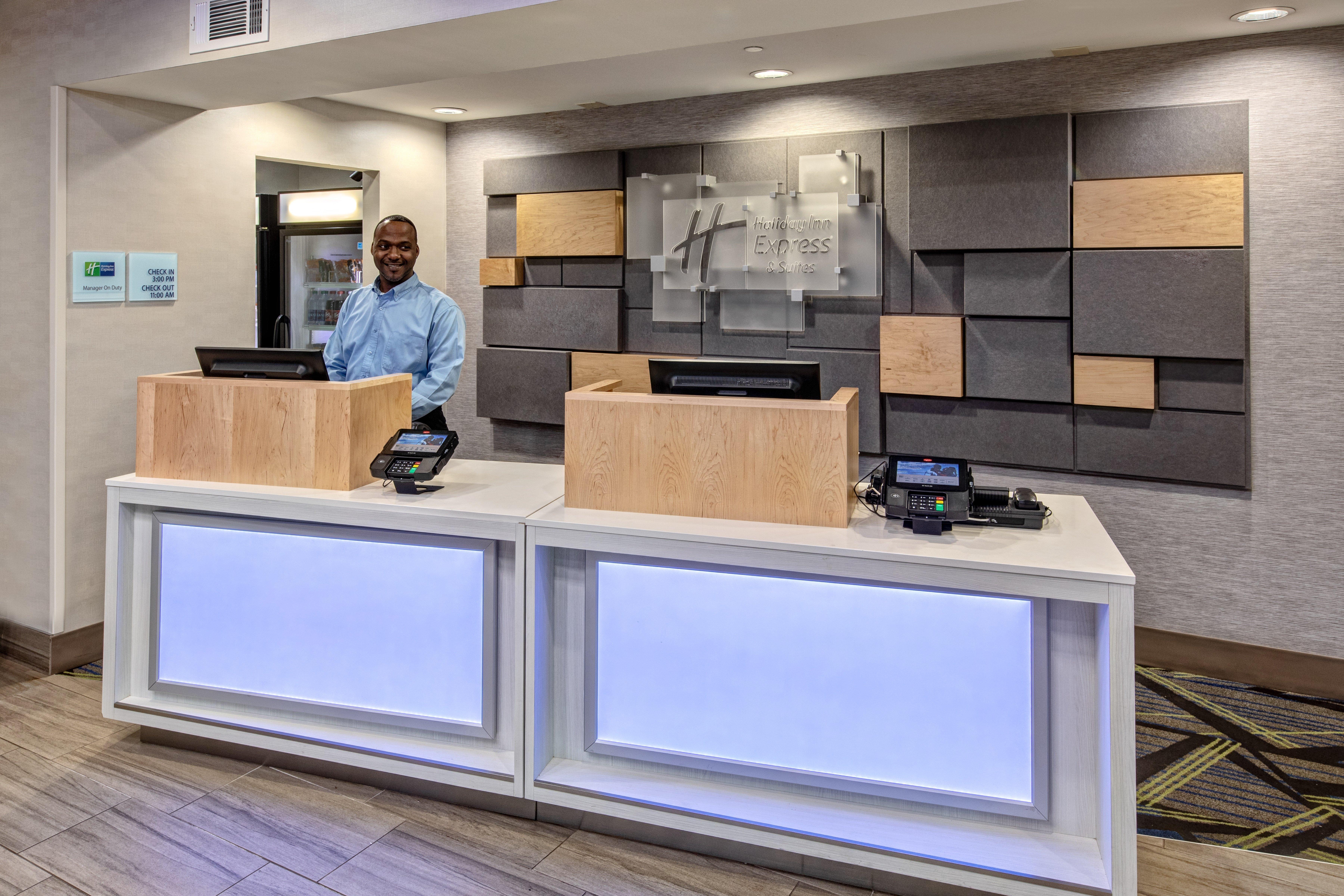 Holiday Inn Express Hotel & Suites Memphis Southwind By Ihg Eksteriør billede
